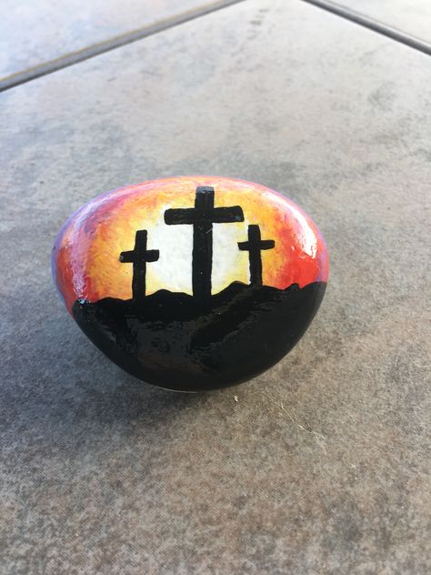 Rock painting challenge of the day... Cross  #silhouette #sunset #religion #easter Painting On Rocks, Easter Rocks, Cross Painting, Cross Silhouette, Silhouette Sunset, Painting Challenge, Rocks Painted, 1st Communion, Painted Rocks Diy