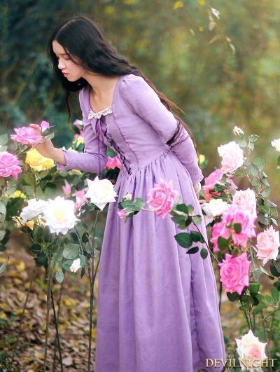 Purple Royal Aesthetic, Victorian Wedding Dress, Rapunzel Dress, Medieval Dresses, A Clothes Horse, Elizabeth Bennet, Old Fashion Dresses, Victorian Wedding, Anne Shirley