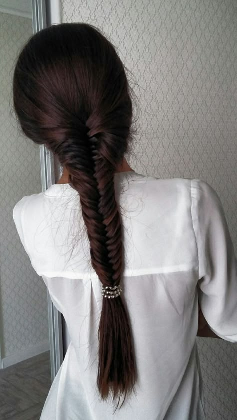 Braid Hair Ideas, Fishtail Braid Hairstyles, Hair Upstyles, Boring Hair, Bow Hairstyle, Trendy Hairstyle, Fishtail Braid, Front Hair Styles, Hair Stylies