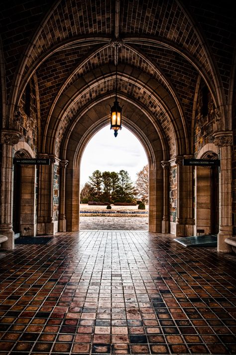 Berry collège Berry College, Rome Ga, College Wedding, College Architecture, College Photography, College Senior, Dream College, Door Knockers, Senior Photos