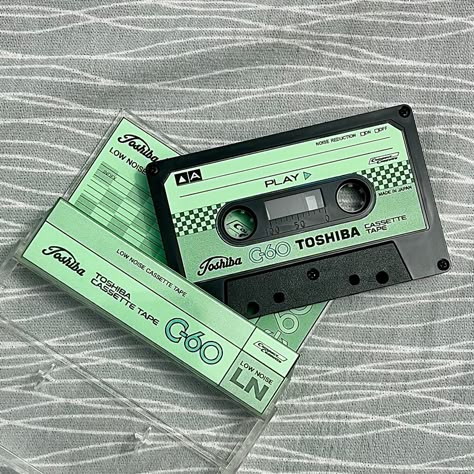 Cassette Printable, Mixtape Ideas, 80 Disco, Paper Cassette, Retro Music Art, Sensory Images, Typography Book, Audio Tape, Retro Gadgets