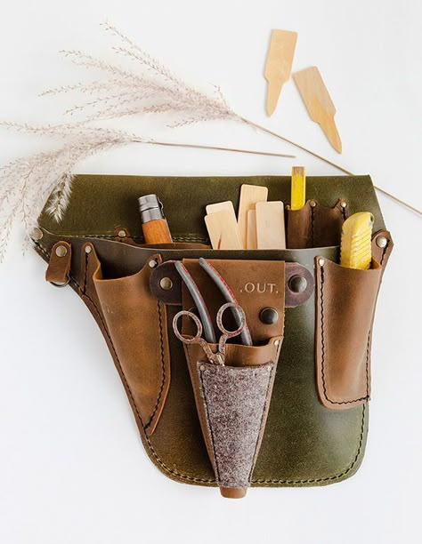 How handsome is this two-tone leather waistband case? It’s handmade in Saint-Ulric, Quebec, and holds an array of small tools for his next DIY project. (Belt not included.) | Source: Simons Gift Ideas For Dad, Diy Leather Projects, Wool Throw Blanket, Leather Diy Crafts, Leather Artisan, Tool Belt, Accessories Handmade, Tool Holder, Buffalo Leather