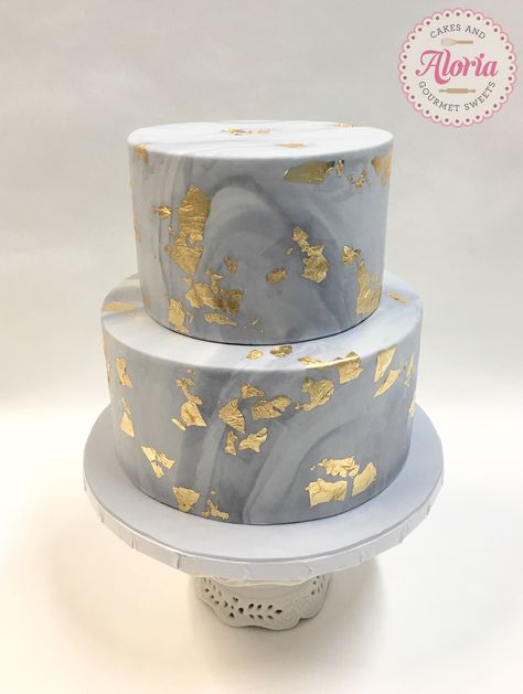 Marble fondant, edible gold leaf Gold Leaf Cake, Marble Fondant, Gradient Cake, Gold Cake Decorations, Leaf Cake, Gold Leaf Cakes, Chandelier Cake, Edible Gold Leaf, Edible Gold