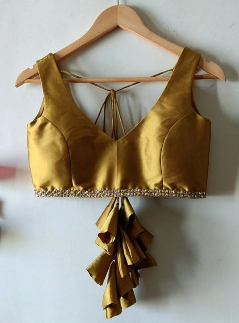 Designer Made Golden Color Premium Silk V-neck Sleeveless - Etsy India Sleeveless Blouse Designs, Blouse Lehenga, Blouse Indian, Sari Design, Backless Blouse Designs, Wedding Lehengas, Floral Skirts, Saree Banarasi, Sari Blouse Designs