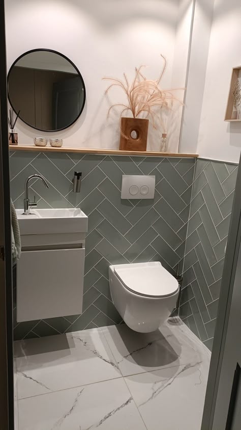 Tiles Toilet Room, Modern Cloakroom Ideas, Fun Toilet Room Ideas, Downstairs Loo Ideas, Downstairs Toilet Ideas Quirky, Small Wc Ideas Downstairs Loo, Small Toilet Ideas, Guest Toilet Ideas, Small Washroom