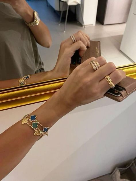 Vca Alhambra Bracelet, Cartier Stack, Traditional Gold Jewelry, Gold Jewelry Collection, Van Cleef And Arpels Jewelry, Aesthetic Accessories, Expensive Jewelry Luxury, Wrist Jewelry, Luxe Jewelry