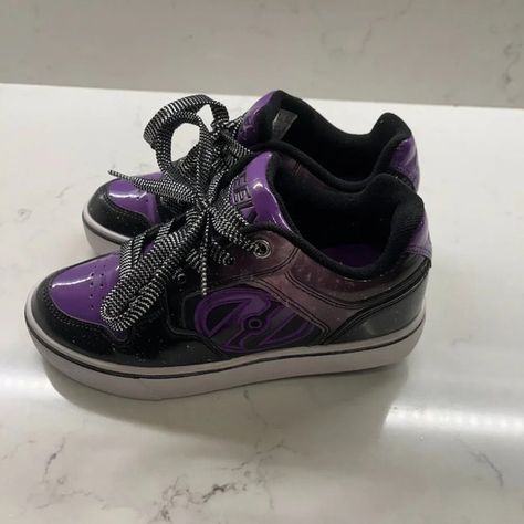 HEELYS MOTION PLUS SKATE SHOES YOUTH SIZE 4 BLACK & PURPLE Colors Purple, Black Style, Purple Black, Skate Shoes, Purple And Black, Black Fashion, Motion, Size 4, Perfect Gift