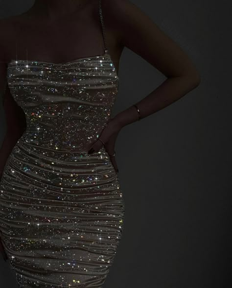 Glittery Dress, Shimmery Dress, Pretty Quinceanera Dresses, Stunning Prom Dresses, Shiny Dresses, Dresses Aesthetic, Cute Prom Dresses, Pretty Prom Dresses, Sparkly Dress