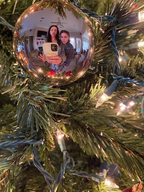 a little selfie in a christmas ornament Christmas Ornament Picture, Insta Pictures, Christmas Pictures, Selfies, Christmas Ornament, Christmas Ornaments, Christmas