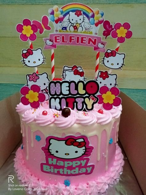 Kue Ultah Hello Kitty, Kue Hello Kitty, Kitty Birthday Cake, Telur Ayam, Hello Kitty Birthday Cake, Kitty Cake, Hello Kitty Cake, Hello Kitty Birthday, Birthday Party Cake