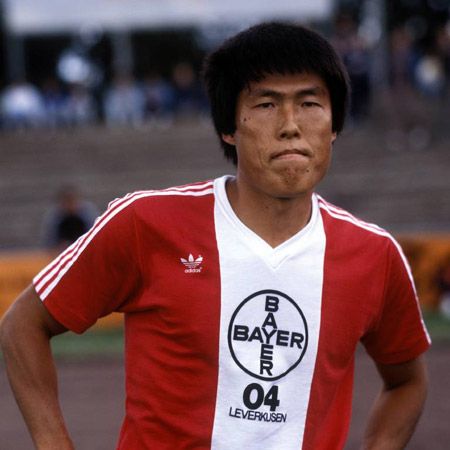 Cha Bum-kun (Bayer 04 Leverkusen, 1983–1989, 185 apps, 52 goals) Cha Bum-kun, Sports Jersey, Football, Sports, Bayer 04 Leverkusen, American Football