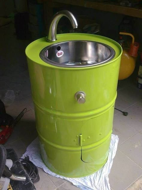 Barrel Metal Drum Project Ideas!!! - Engineering Discoveries Diy Outdoor Toilet, Outdoor Toilet And Shower Ideas, Outdoor Toilet Ideas, Outdoor Toilet And Shower, Barrel Sink, Toilet Outdoor, Barrel Projects, Outdoor Toilet, Oil Barrel