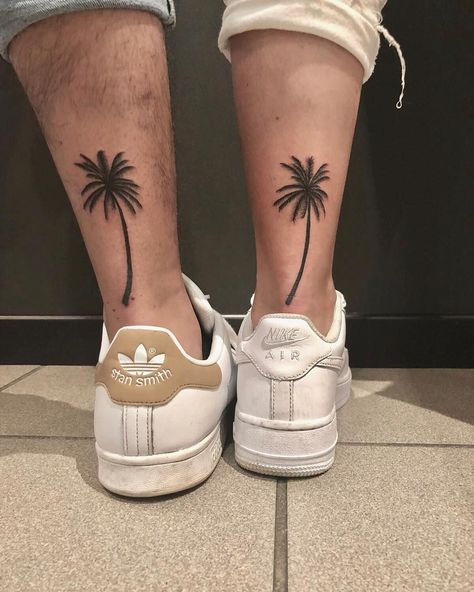 palm trees couple tattoo ❤❤❤ Matching Palm Tree Couple Tattoos, Palm Tree Couple Tattoo, Couples Palm Tree Tattoo, Flur De Lis Tattoo, Couple Tattoos With Meaning, Creative Couple Tattoos, Tropical Tattoo, Wife Tattoo, Best Couple Tattoos