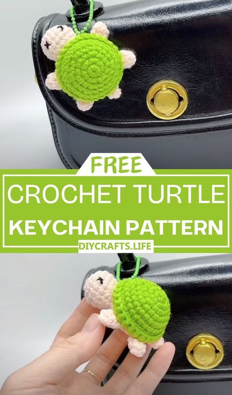 Crochet Sea Creature Amigurumi Keychain Patterns - DIY Crafts Crochet Pickle Keychain, Crochet Simple Keychain, Green Crochet Keychain, Crochet That Sells, Keychain Crochet Tutorials, Interesting Crochet Projects, Crochet Charms Key Chains, Crochet Magnets, Crochet Turtle Keychain