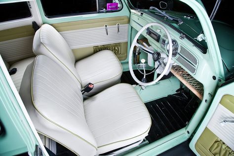 Vw Bug Interior, Volkswagen Beetles, Bus Girl, Nursing Chair, Vw Beetle Classic, Volkswagen Car, Karmann Ghia, Vw Bug, Vw Beetles