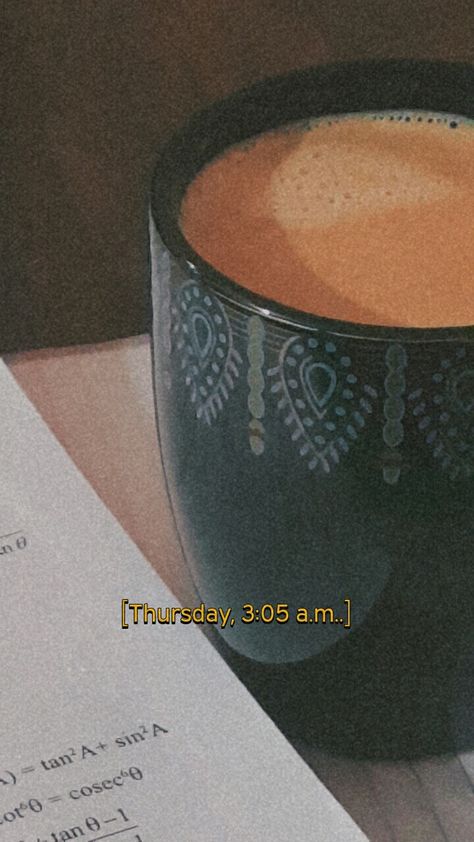 Night Coffee Story, Late Night Studying Snaps, Coffee At Night, Hostel Life, Early Morning Coffee, Food Snap, Night Coffee, Snapchat Story, Brewed Coffee