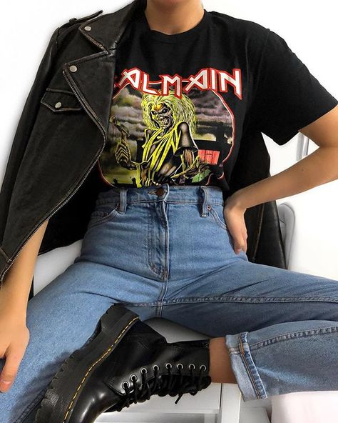 Most Popular On Pinterest, Womens Fashion Casual Jeans, Popular On Pinterest, Iron Maiden Shirt, Coat Jeans, Rocker Outfit, Best Fashion Outfits, High School Reunion, School Reunion