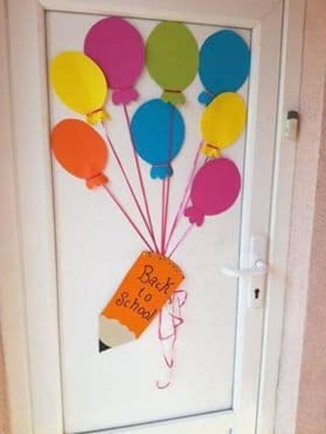 Classroom Door Decoration Ideas, Classroom Wall Decoration, Paper Towel Roll Art, Classroom Decoration Ideas, School Wall Decoration, Door Decoration Ideas, Preschool Decor, Fall Classroom Decorations, Diy Classroom Decorations