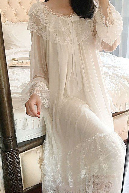 Aesthetic Night Dress, White Cotton Nightgown, Gown Aesthetic, Hospital Gowns, Sleeping Gown, Victorian Nightgown, Pijamas Women, Night Gown Dress, Gown Pictures