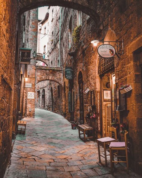 Map of Italy on Instagram: “Volterra 🍷🍇❤ Italy Congrat @eleonora.boschi Volterra is a walled town southwest of Florence, in Italy. The central Palazzo dei Priori…” Volterra Italy, Map Of Italy, Vertical City, Italian Street, Italian Village, Landscaping Images, Italy Map, Italy Aesthetic, Italy Travel Guide