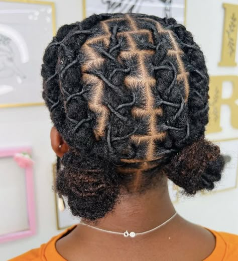 Short Dreadlocks Styles, Short Locs, Short Box Braids Hairstyles, Two Strand Twists, Beautiful Dreadlocks, Short Locs Hairstyles, Faux Locs Hairstyles, Dreadlock Style, Dreadlock Styles