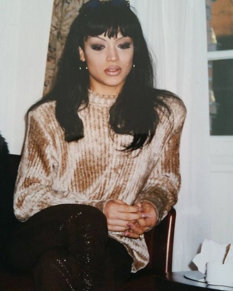 Mayte Garcia 90s, Mayte Garcia Prince, 70s Core, Selena Quintanilla Songs, Internet Addict, Mayte Garcia, Hollywood Glamour Aesthetic, Prince And Mayte, Glamour Aesthetic