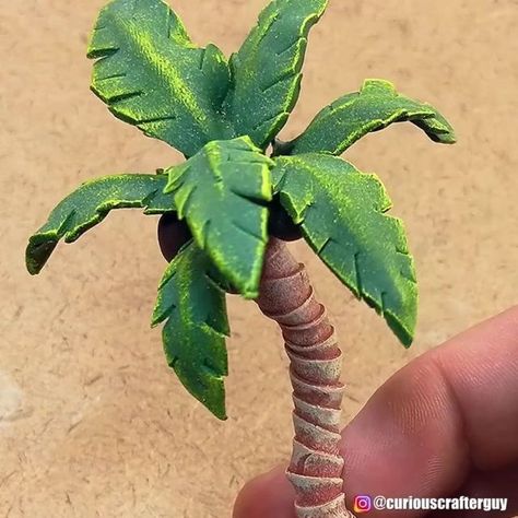 Coconut Clay Art, Polymer Clay Palm Tree, Clay Palm Tree, Palm Tree Trunk, How To Make Trees, Clay Tree, Clay Leaves, Dates Tree, Pencil Crafts