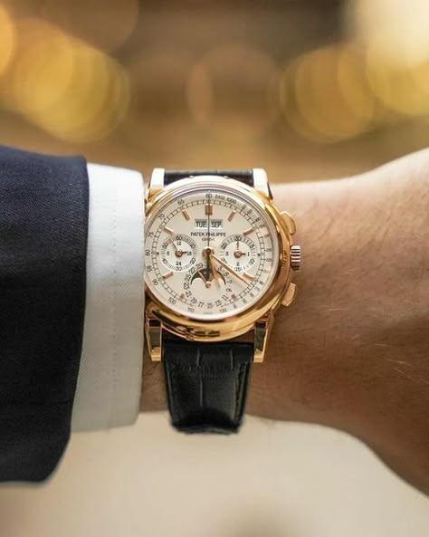 The Watch Care Company on Instagram: "admires nothing less than the perfection of design and aesthetics of the Patek Philippe brand. Introducing the 5970 Perpetual Calendar Chrono. A truly top-tier timepiece crafted with passion and ingenuity. Ensuring nothing but high-quality materials fit for watch enthusiasts. Comment down below what are your thoughts. 📸 : @teddybaldassarre Make sure to follow @thewatchcarecompany for more watch content 🚀 #5970 #patekcollector #Patek #PatekCollecting #Vi Teddy Baldassarre, Patek Philippe 5970, Patek Watches, Gentleman Watch, Gentleman Aesthetic, Patek Philippe Watches, Wrist Game, Vintage Watches For Men, Perpetual Calendar