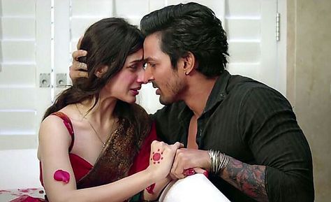 Sanam Teri Kasam Sunny Leone Video, Sanam Teri Kasam Movie, Arijit Singh Photos New, Movies Hindi, Mawra Hocane, New Hindi Songs, Movie Pic, Cutest Couple Ever, Galaxy Pictures