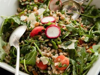 Farrow Salad, Farro Salad Recipes, Farro Recipes, Ina Garten Recipes, Farro Salad, Lemon Vinaigrette, Barefoot Contessa, Portable Food, Arugula Salad