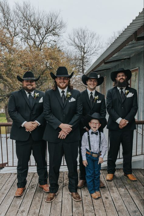 Mens Cowboy Wedding Outfit, Western Groomsmen Attire Boots, Groom And Groomsmen Attire Jeans And Boots, Groomsmen Jeans And Boots, Suit With Boots Men, Cowboy Boots With Suits Men, All Black Tux Wedding, Tux With Cowboy Boots, Jeans Wedding Attire Groomsmen