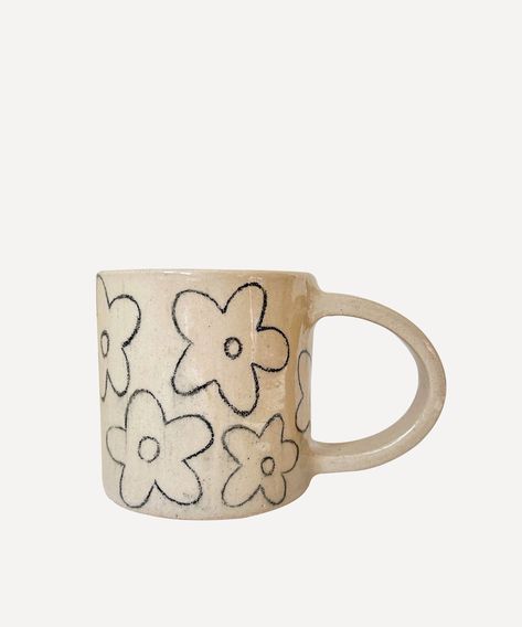 Hand Built Mugs, Ceramic Cafe, Pottery Inspo, Flower Line Drawings, Handmade Clay Jewelry, Cerámica Ideas, Flower Cup, Flower Sketches, Pinch Pots