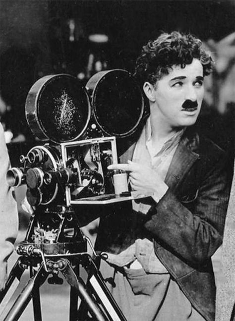 image Charlie Chaplin Movies, Chaplin Film, Klasik Hollywood, Charles Spencer Chaplin, Charles Spencer, Photo Star, Charles Chaplin, Silent Film Stars, Septième Art