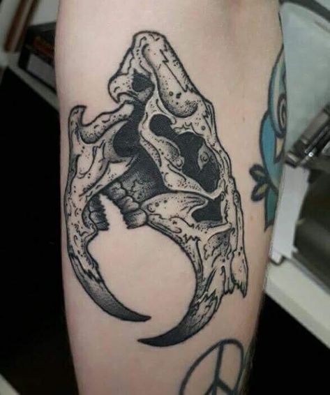 Rat Skull Drawing, Rat Skull Tattoo, Rat Skull, Tattoo Mistakes, Nerd Tattoo, Animal Skull, Traditional Ink, R Tattoo, Skull Drawing