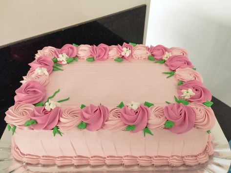 Flat Rectangle Cake Designs, Pink Square Cake Birthday, Flower Rectangle Cake, Pretty Rectangle Cakes, Pink And White Sheet Cake, Pink Flower Sheet Cake, Easy Birthday Cake For Women, Rectangle Birthday Cake Ideas For Women, Birthday Cake Ideas Square