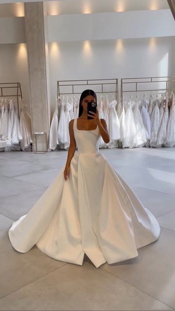 The Wedding Bliss, Dresses Videos, Minimal Wedding Dress, Sheath Wedding Dress Lace, Marriage Dress, Satin Wedding Gown, Deb Dresses, Wedding Hair Inspiration, Dress Guide