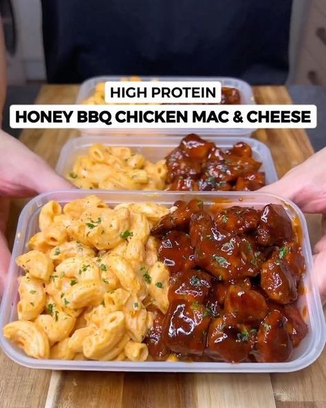 Gymrat Recipes on Instagram: "1️⃣ or 2️⃣? Which #highprotein recipe would you prefer? By @jalalsamfit 1️⃣ Honey BBQ Chicken Mac & Cheese Macros per serving (4 Total) 511 Calories | 50g Protein | 55g Carbs | 10g Fat Ingredients (4 servings) - 700g Raw Chicken Breast - 3-4 Garlic Cloves Minced - 1 tsp Black Pepper - 2 tsp Paprika - 1 tsp Salt - 2 tsp Olive Oil - 30g Honey - 40g BBQ Sauce Reduced Sugar (Brand: Tescos) - 225g Uncooked Macaroni Pasta | 500g Cooked Weight - 250ml Skimmed Milk - Chicken Mac And Cheese Recipe, Honey Bbq Chicken, Honey Barbecue, High Protein Meal Prep, Healthy High Protein Meals, Macaroni Pasta, Honey Bbq, Calorie Recipes, Easy Healthy Meal Prep