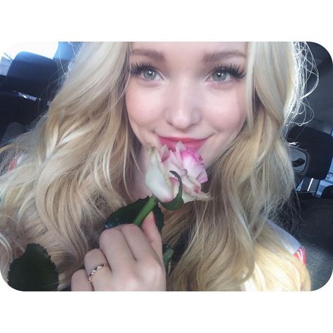 Dove Cameron Style, Liv And Maddie, Disney Channel Stars, Austin And Ally, Disney Stars, Dove Cameron, Free Makeup, I Love Girls, Disney Channel