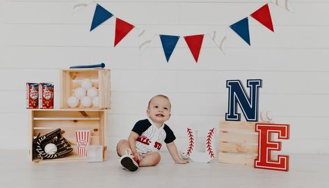 One year old studio baseball themed cake smash photoshoot by Jessie Agastra Photography. Baseball Themed Cake, Themed Cake Smash, Cake Smash Photoshoot, Smash Photoshoot, 1st Birthday Pictures, Smash Cake Photoshoot, Baseball Birthday, Birthday Pictures, One Year Old