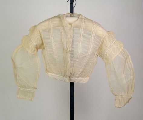 Victorian Accessories, Victorian Era Fashion, 1860 Fashion, 19th Century Clothing, Blouse Cotton, 19th Century Fashion, Century Clothing, Victorian Clothing, Costume Collection