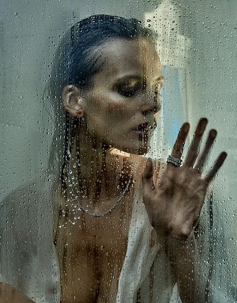 Chris Colls, Edita Vilkeviciute, Bouidor Photography, Porter Magazine, Water Shoot, Bath Photography, Water Photography, Photoshoot Concept, Studio Shoot