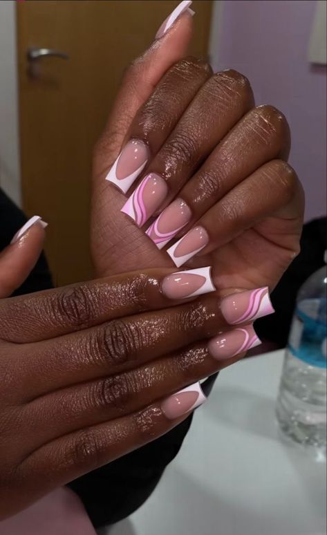 Color Full Nail Designs, Nail Art Designs Summer Gel French Tips, Gel Nail Designs French Tip Ideas Short, Nail Design For Dark Skin, Short Square Acrylic Nails Designs Simple, Pink Short Nail Designs, Nail Designs For Dark Skin, Holiday Nails Summer 2023, Short Nail Acrylic