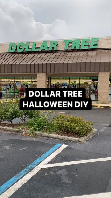 Dollar Tree Graveyard, Halloween Light Projector, Dollar Tree Halloween Diy, Diy Halloween Crafts, Hacks For Home, Clever Kitchen Storage, Dollar Tree Halloween, Spooky House, Dollar Store Hacks