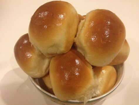 Golden Corral Rolls, Dinner Roll Recipe, Recipes Copycat, Yeast Rolls Recipe, Golden Corral, Dinner Roll, Yeast Rolls, Dinner Rolls Recipe, Roll Recipe