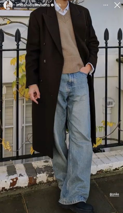 Baggy Outfits Men, Coated Jeans Outfit, Grandpa Fashion, Aesthetic Male Outfits, Coat Outfit Casual, Cold Outfit, Classy Streetwear, Pants Outfit Men, Aesthetic Outfits Men