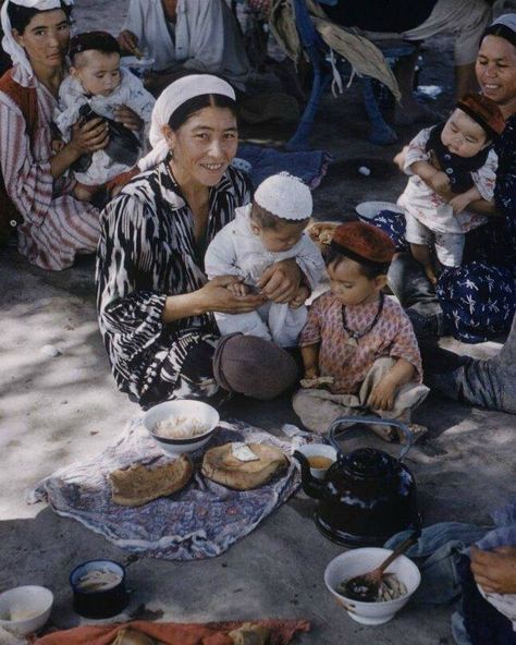 Central Asian Women in Soviet Era Ikat Dresses, Tashkent Uzbekistan, Uzbek Ikat, Ikat Dress, History Photos, A Level Art, Central Asia, Time Travel, Beautiful World