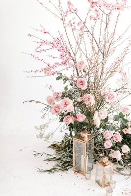 Flowers Bush, Cherry Blossom Party, Photography Studio Decor, Spring Feeling, Wedding Background Decoration, Wedding On A Budget, Pillar Design, Natural Spring, Cherry Blossom Wedding