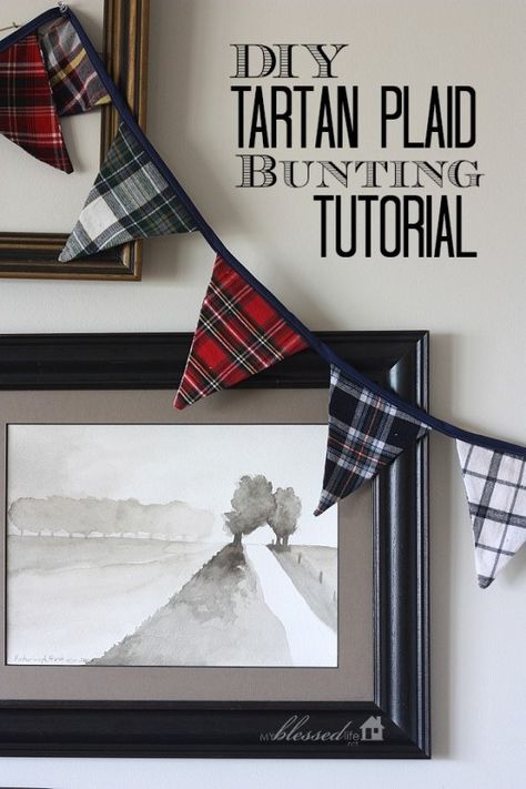 Tartan Crafts, Bunting Tutorial, Glam Christmas, Tartan Christmas, Cute Banners, Plaid Shirts, Banners Buntings, Bunting Flags, Bunting Garland