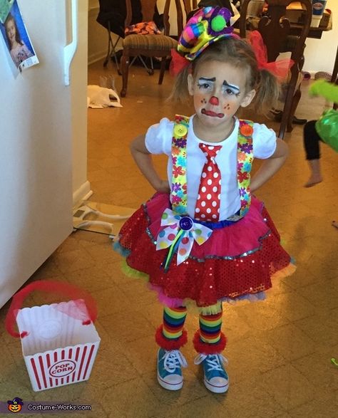 Clown Costume Ideas, Diy Clown Costume, Circus Clown Costume, Girl Clown Costume, Diy Girls Costumes, Corn Costume, Seussical Costumes, Carnaval Outfit, Halloween Costumes 2014