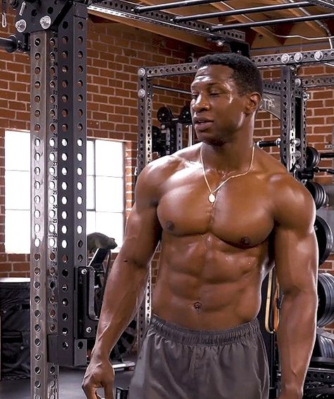 Jonathan Majors, Male Fitness Models, Gym Inspiration, Male Physique, Mens Health, Muscle Men, Soft Black, Gym Men, Happy Friday